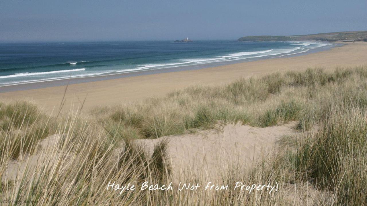 01 Tudor Court, Tolroy Manor Hayle